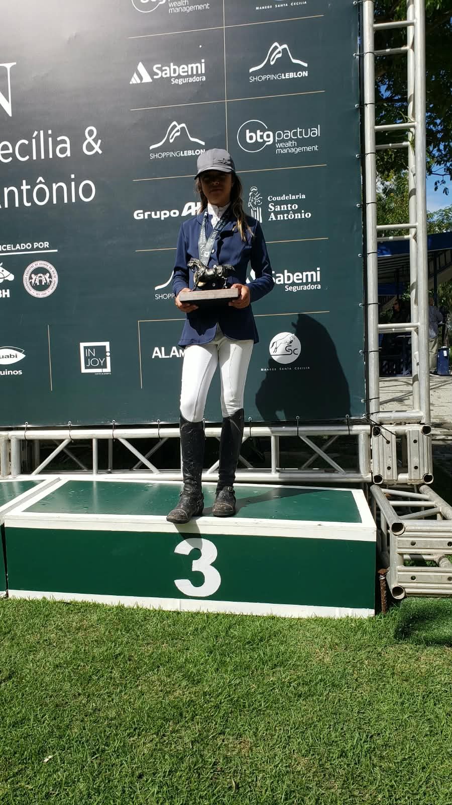 Isabela Stoduto — Imprensa